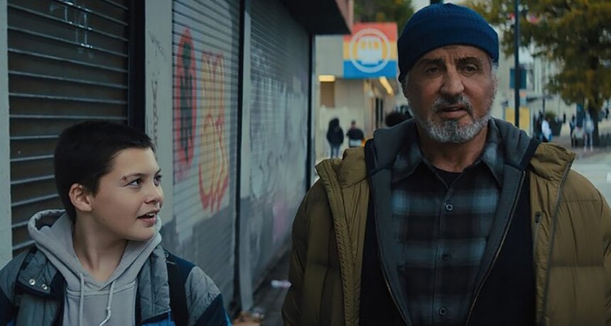„Samarytanin” – Sylvester Stallone wkracza do kina superbohaterskiego. Ikona kina wciąż w formie?