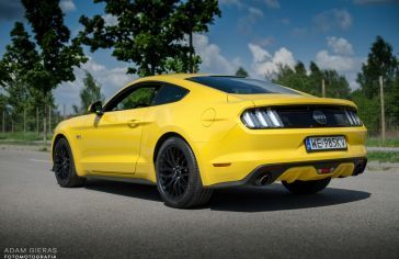 Samochody Test: Ford Mustang GT Fastback – bliżej marzeń