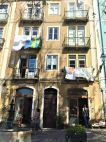 Swój urok Lizbona zawdzięcza m.in. charakterystycznym azulejos - barwnym ceramikom na elewacjach wielu budynków.