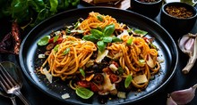 Spaghetti z oliwkami i kaparami