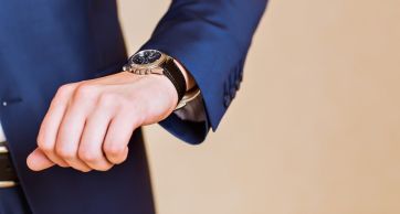 Idealny zegarek męski – kilka porad, jak wybrać modny i uniwersalny model