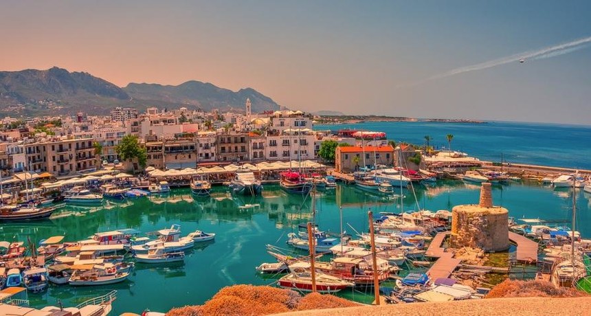 Cypr: zwrot pieniędzy za wakacje w przypadku zakażenia koronawirusem