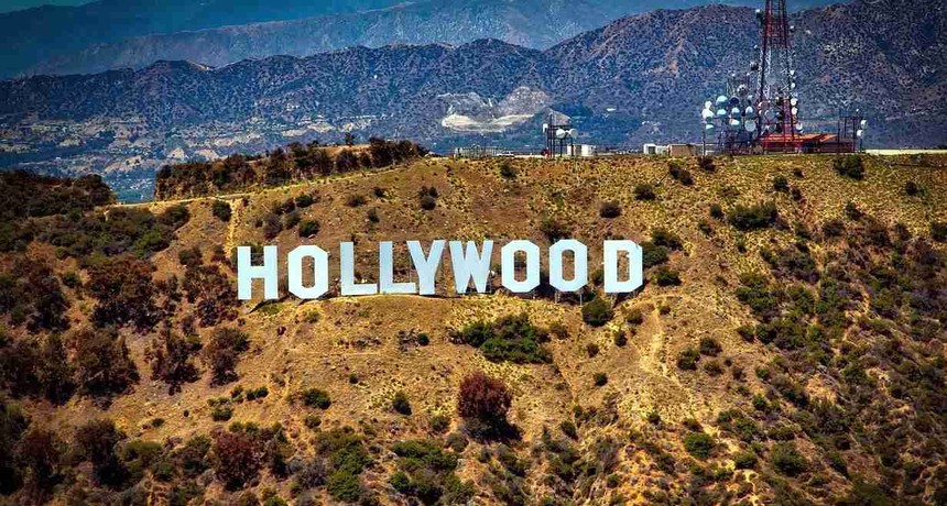 Baner na wzgórzach Hollywood