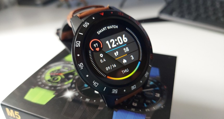 Smartwatch Manta M5 test