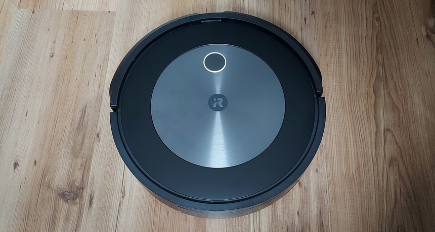 iRobot Roomba j7 – test inteligentnego robota odkurzającego