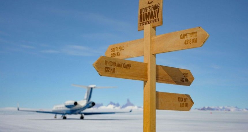 Prywatny samolot, dzięki któremu można dostać się na Antarktydę