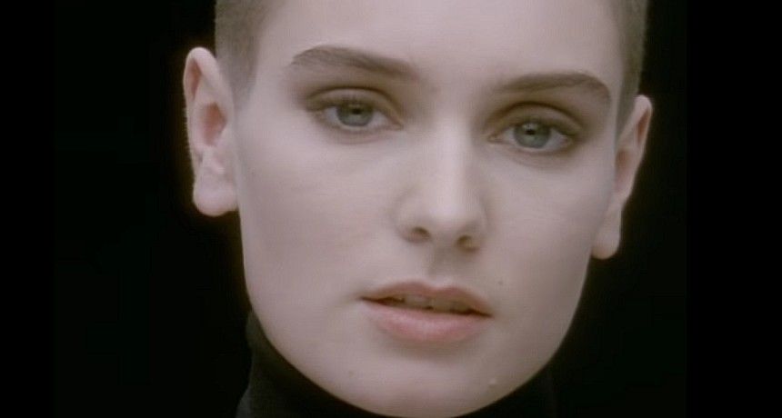 Niezwykle popularna w latach 90. Sinéad O'Connor