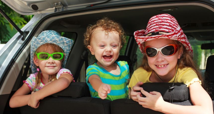 Dzieci w podróży samochodem