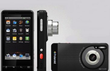 Cyfrówka z Androidem od Polaroida