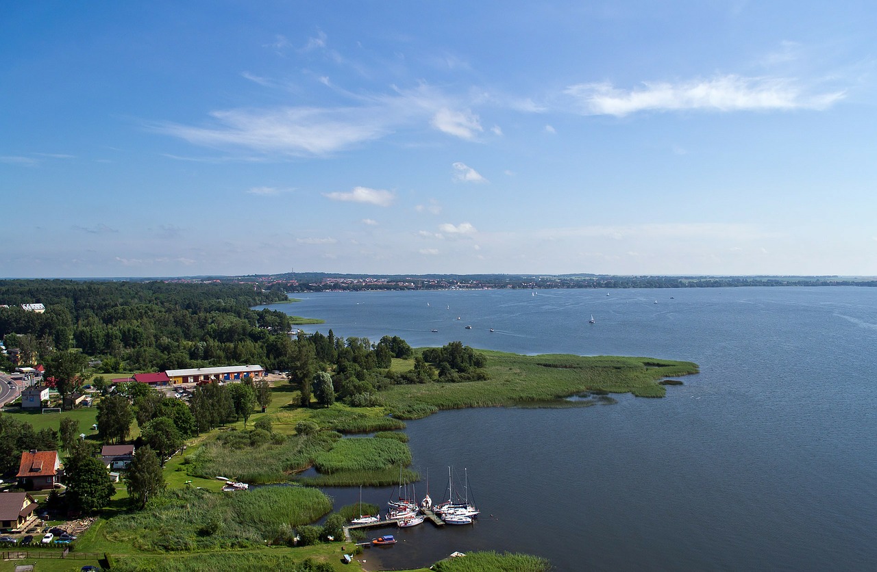 Widok na jezioro Niegocin