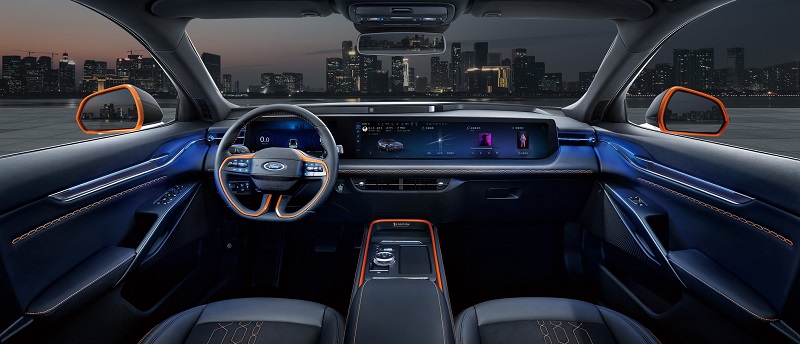 2021 Ford Evos wnętrze