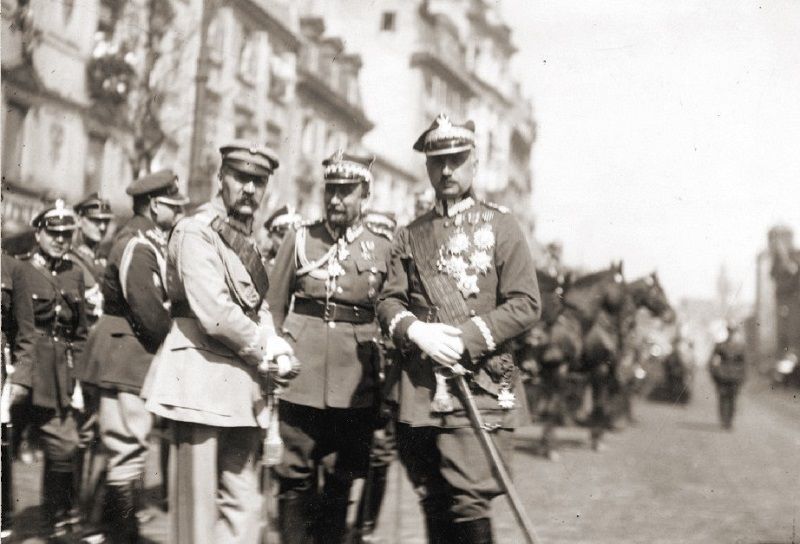 Piłsudski z generałami Rozwadowskim i Sosnkowskim