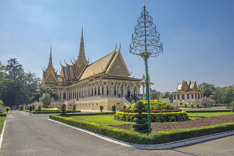 Kambodża - Srebrna Pagoda