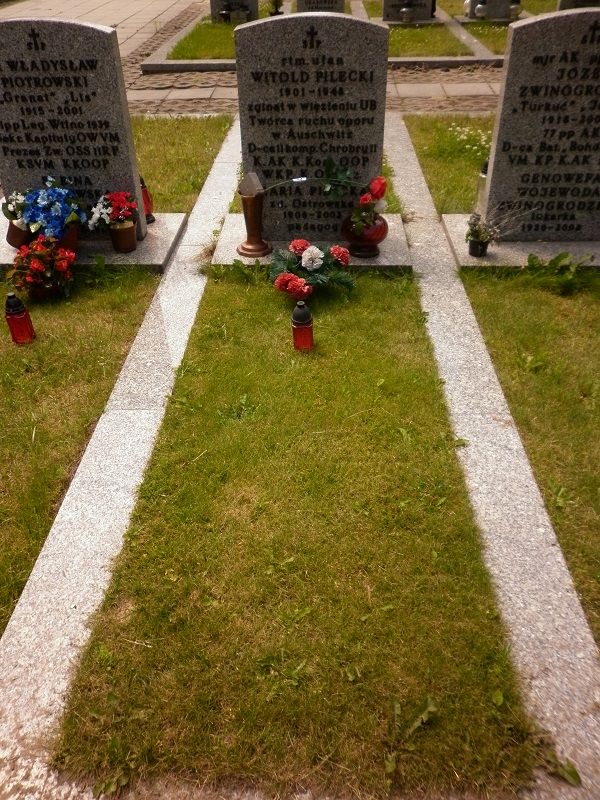 Symboliczny grób Witolda Pileckiego